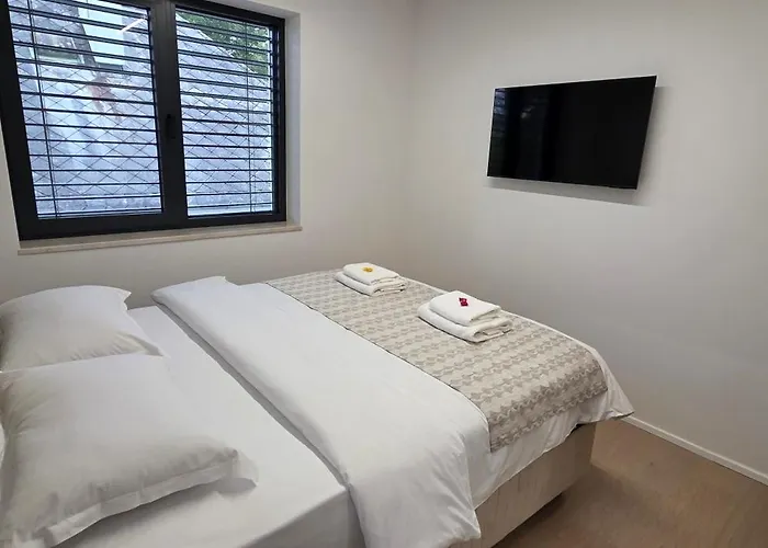 Aupark Free Parking Apartment *